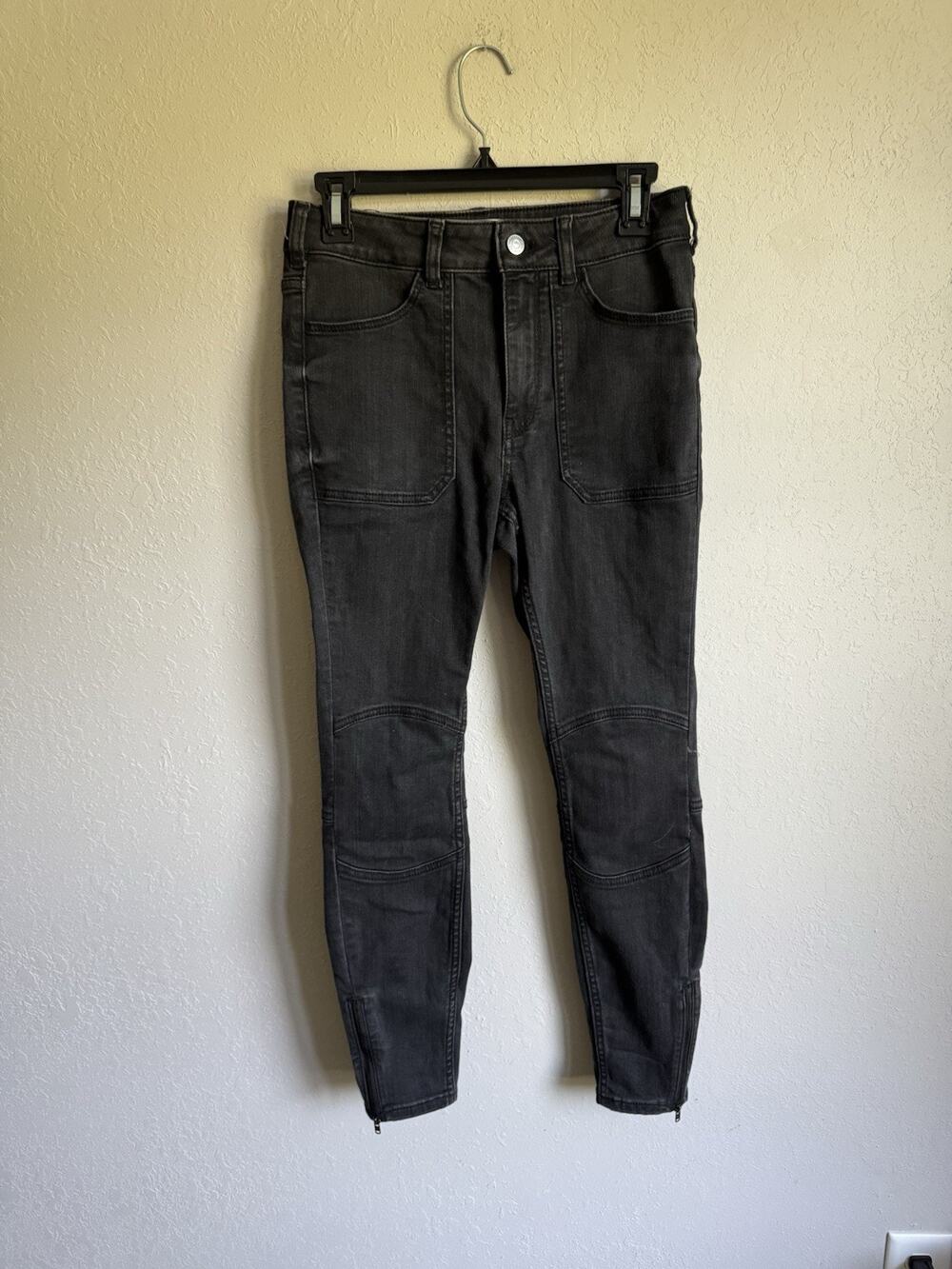 We the Free Black Denim Skinny Cargo Zipper Hem Jeans Womens 28 Stretch